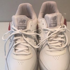 Men’s New Balance Walking Shoes